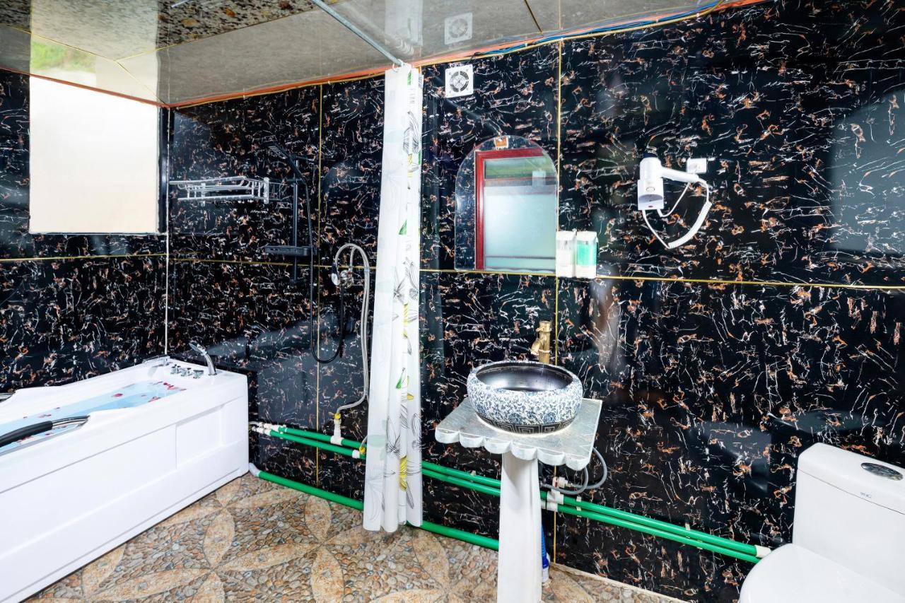 龙胜馨嘉源饭店 Villa Exteriör bild